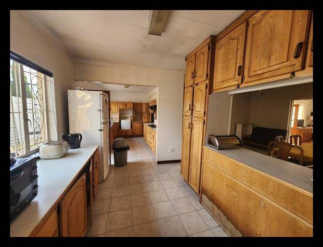 5 BEDROOM HOUSE FOR SALE IN ALLEN GROVE